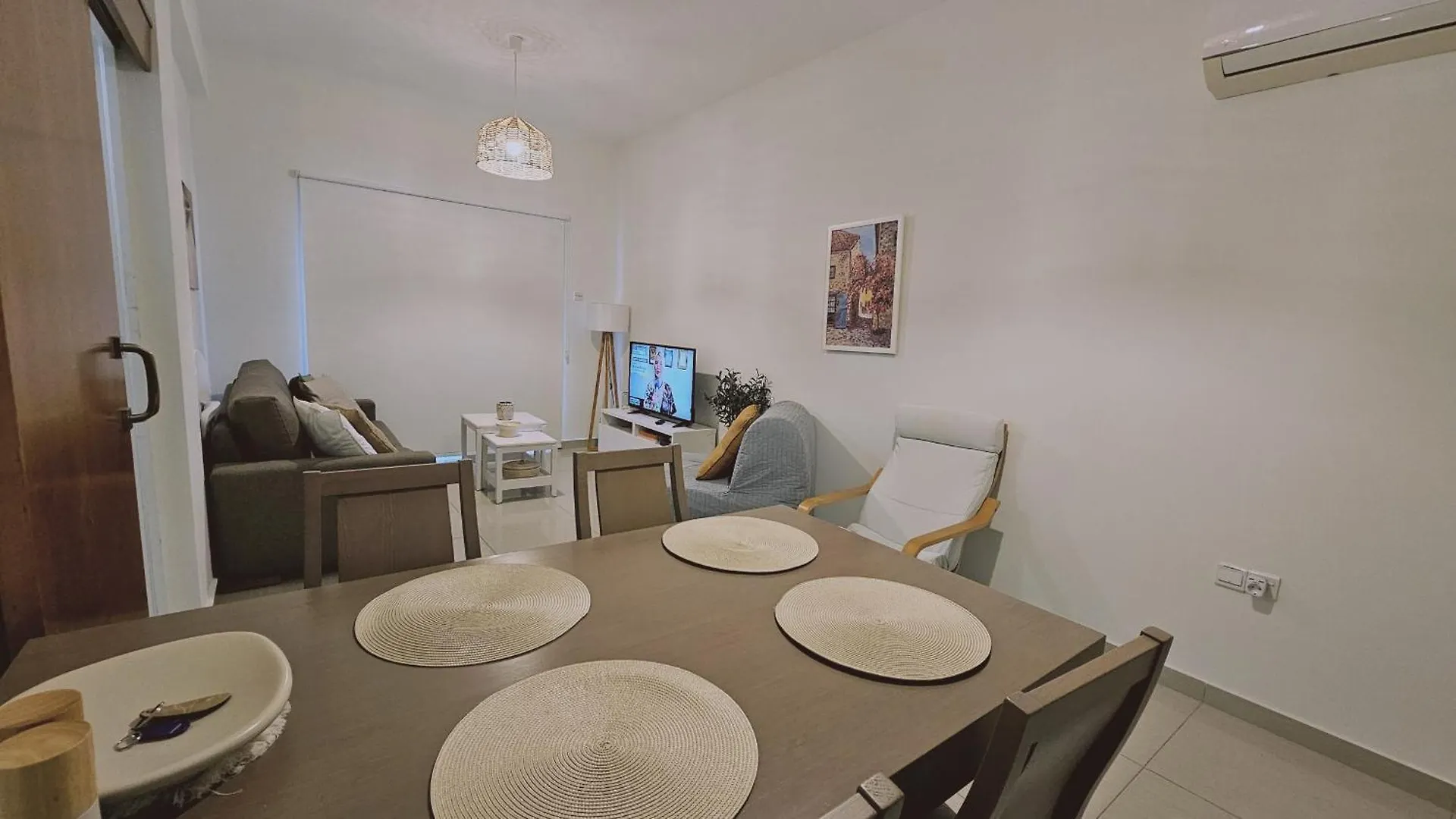 Stay Amphora Apartment Larnaca